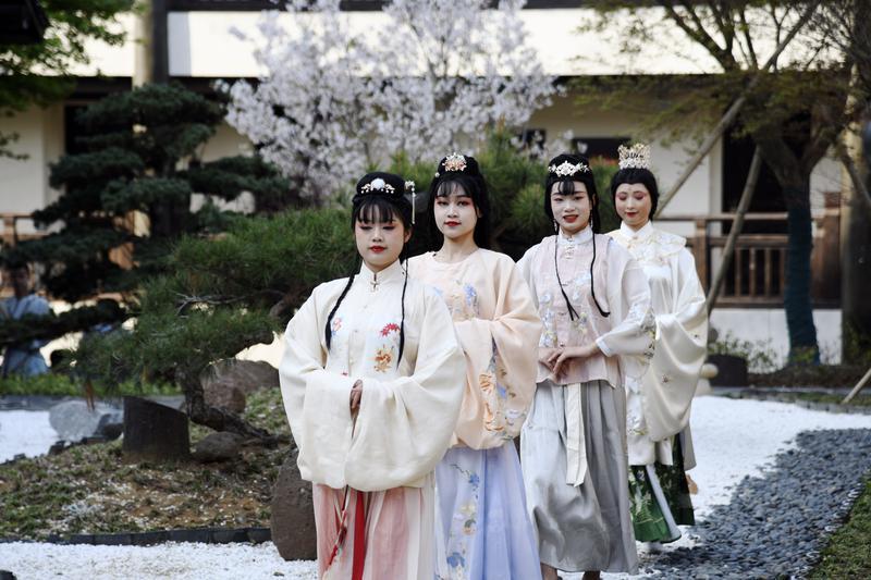 binary_middle (1).jpg